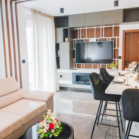 Bliss Apartment Drnis